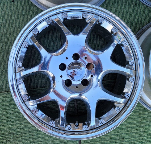 BRABUS@MONOBLOCK VbLzC[19C`8.5J 9.5J pcd 112@5CZbg35@zC[̂4  /oCN