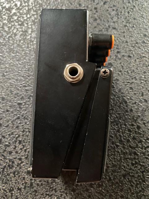 Boss Hm-2 {X wr[^ x LED  ύX
