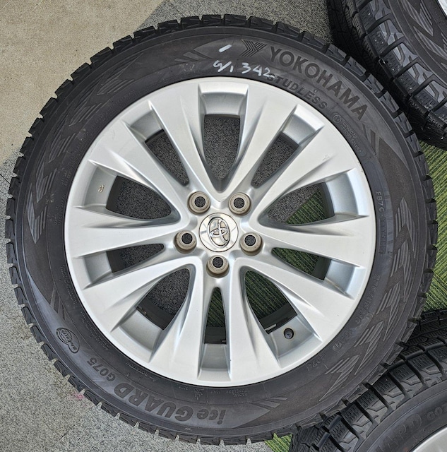 TOYOTA  20n At@[h Ft@CA 18C`7.5J+45 PCD114.3 5H X^bhX^Ct  /oCN