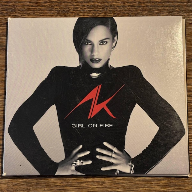 yALICIA KEYSzGIRL ON FIRE   CD/DVD/rfI 
