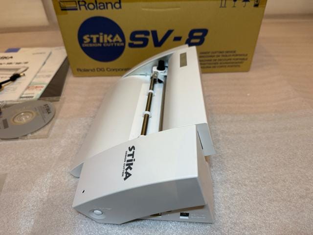 Roland STiKA XeJ SV-8  PC{/Ӌ@ 