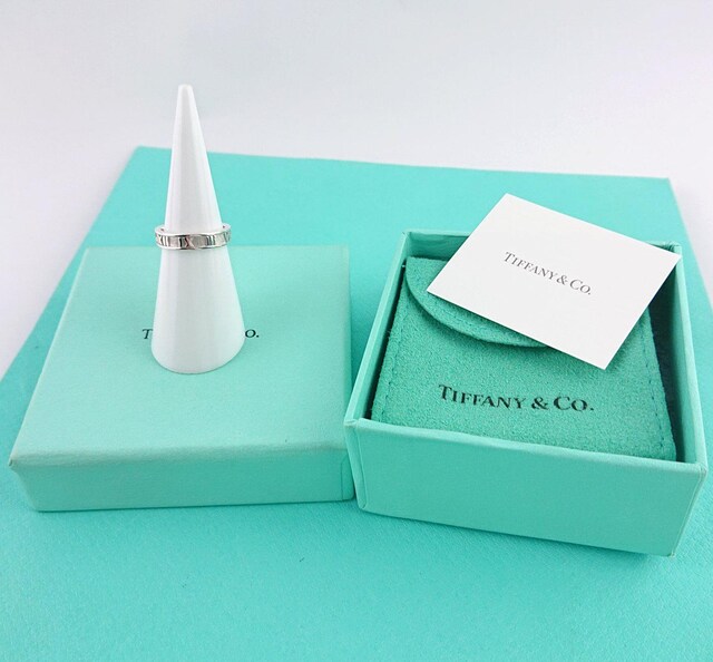 Tiffany eBt@j[ O  uh 