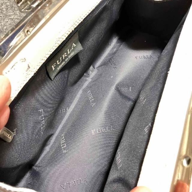 yFURLA / tz fj / nhobO