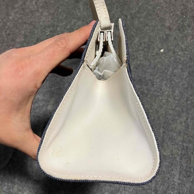 yFURLA / tz fj / nhobO