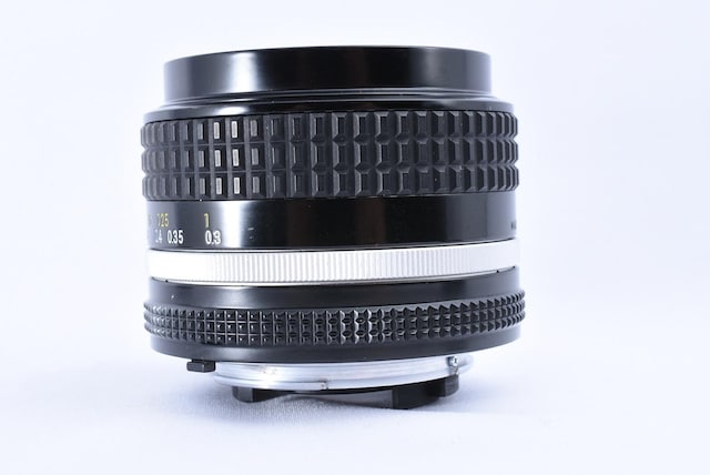 ɔi NIKON AI-S NIKKOR 28mm F/3.5 MF Pœ_ jR jbR[   Ɠd/AV 