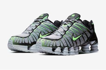 NIKE SHOX TL