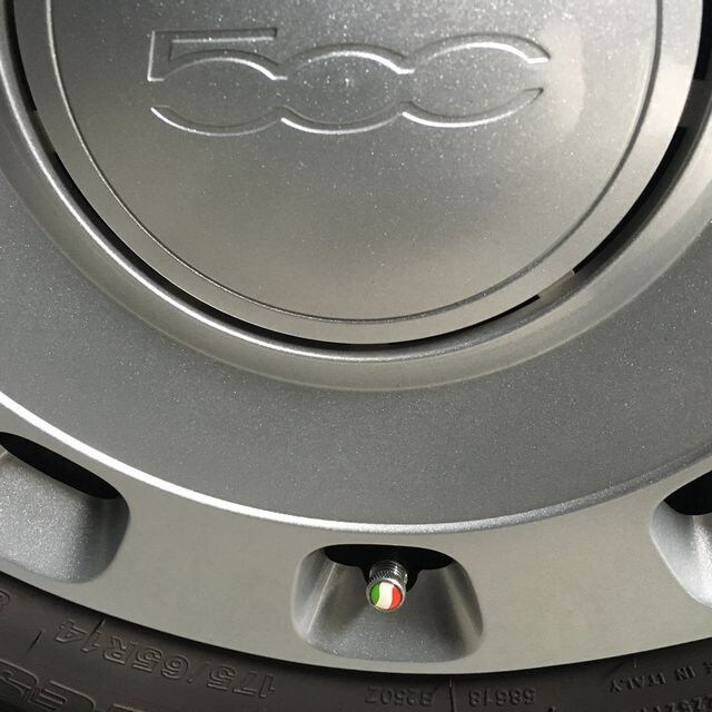 FIAT500@tႠ@GAouLbv C^A  /oCN