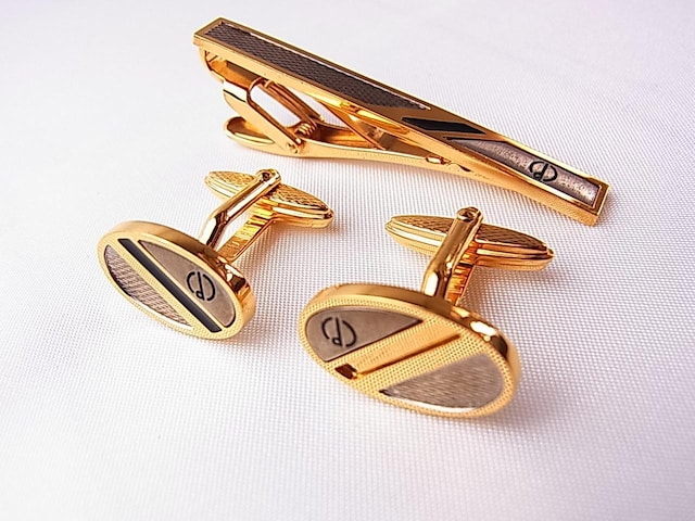 Ki_q@dunhill@JtX@lN^Cs@i5j