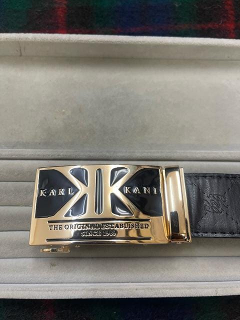 Karl Kani xg@ubN@z[Xxg@Y  jt@bV 