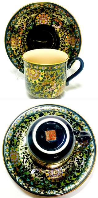 未使用！有田焼金襴手青藍窯カップ＆ソーサー2客セット 有田焼 金襴手 青藍窯 カップ＆ソーサー2客セットスプーン付