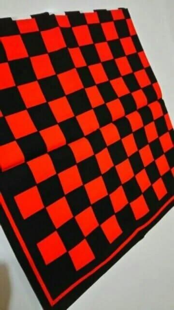 Vio_iubN`FbNBlack/Reds  t@bV 