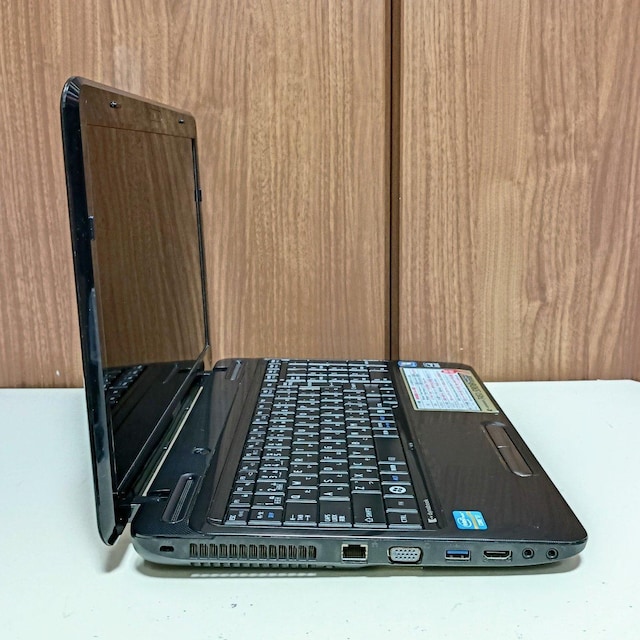 TOSHIBA dynabook Corei7 8GB SSD256GB WebJ u[C Windows11  PC{/Ӌ@ 
