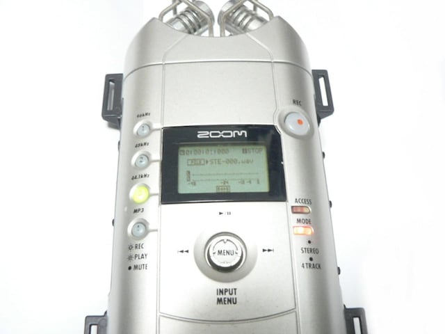 ZOOM Handy Recorder nfBR[_[ H4  Ɠd/AV 