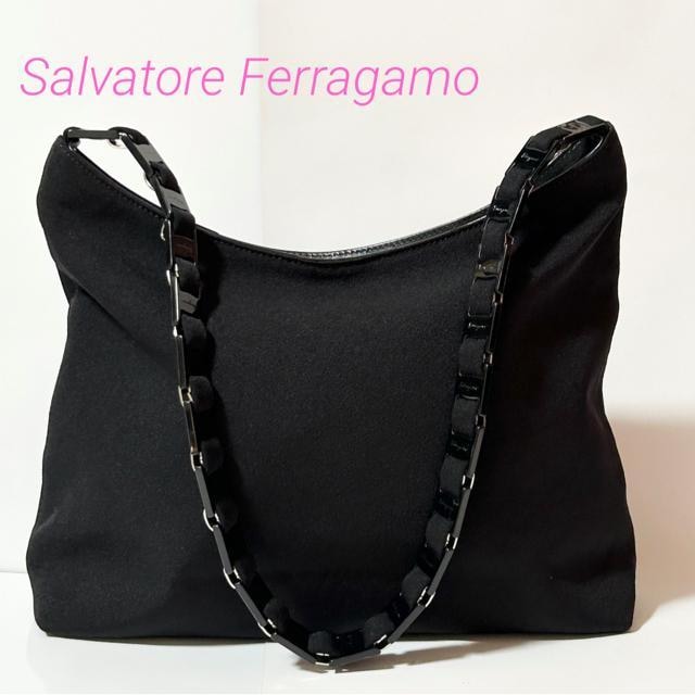 i Salvatore Ferragamo tFK @ `F[ iC V_[obO   uh 