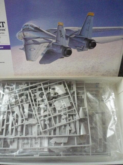 vfuF-14A@gLbg吼mqcv̂QT24  zr[ 