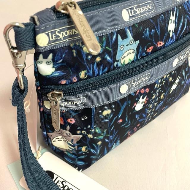 ViLeSportsac X|[gTbN gg {^jJ A  σ|[`  Q[ |[` 7105 