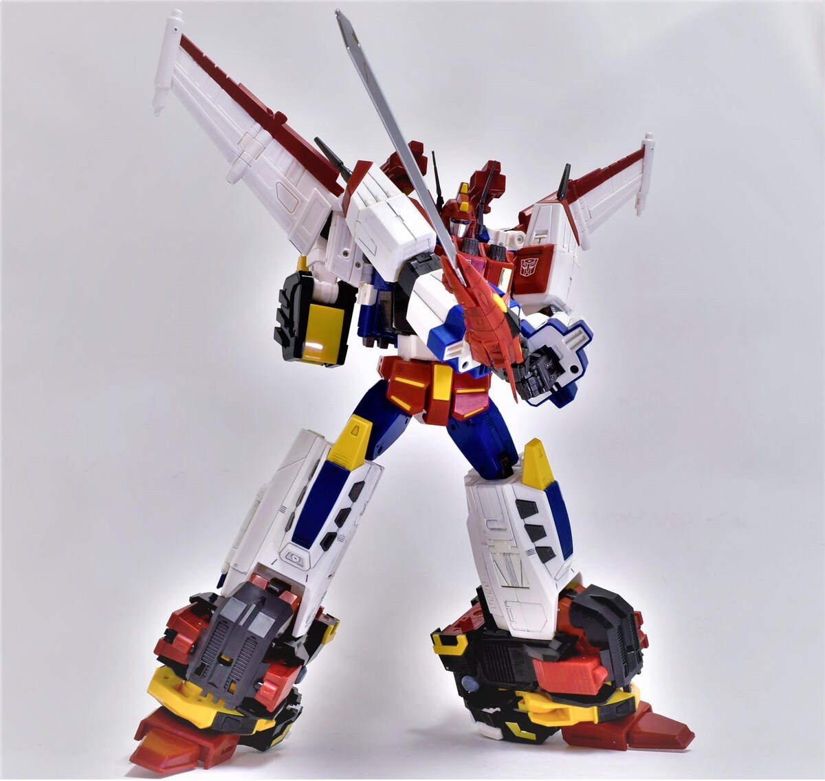 海外最新 加工品 トランスフォーマーマスターピース MP-24スターセイバー コミック・アニメ