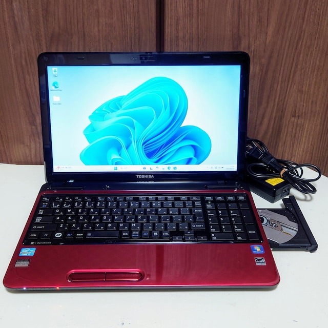 TOSHIBA dynabook Corei7 16GB SSD512GB m[gp\R Windows11 u[C  PC{/Ӌ@ 