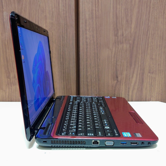 TOSHIBA dynabook Corei7 16GB SSD512GB m[gp\R Windows11 u[C  PC{/Ӌ@ 
