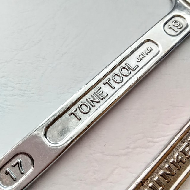 spanner@TONE@17+19@SUNKEY@12+14+17@Xpi[ R{set  ybg/|/| 