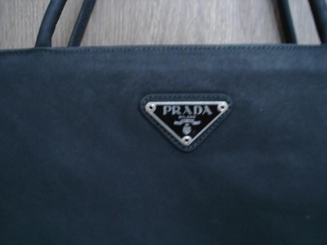 v_@PRADA @ԃg[gobNEJoIĒlI  uh 