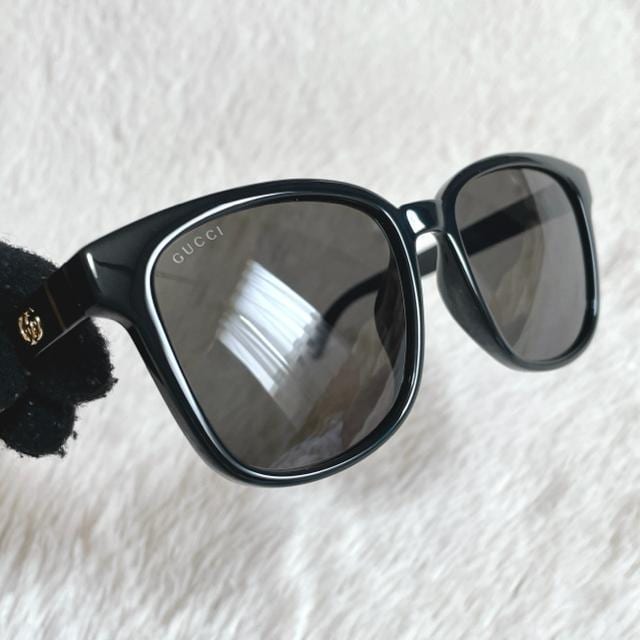 gp GUCCI Ob` C^[bLO GG TOX ubN S  uh 