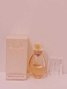 SARAH JESSICA PARKER T WFVJ p[J[ LOVELY u[ EDP A 30ml