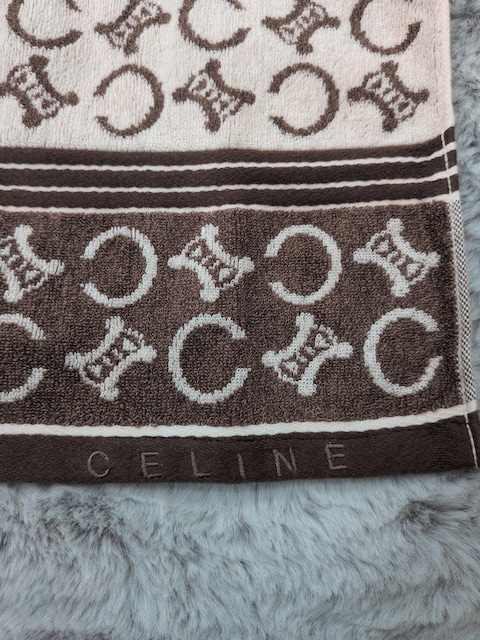 CELINE@Z[k@tFCX^I  uh 