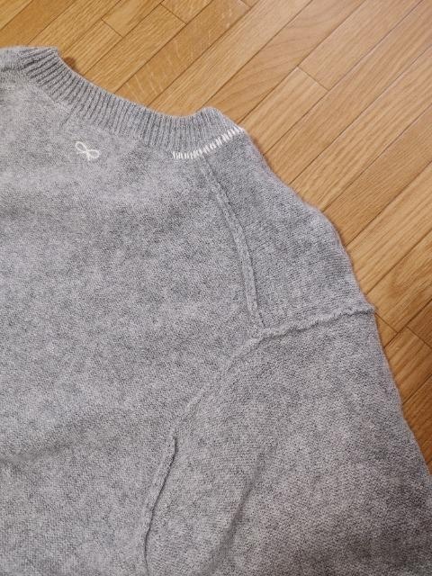 ANYA HINDMARCH Aj nCh}[`UNIQLO Z[^[i