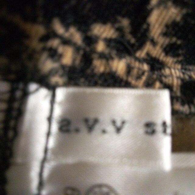 fB[X@a.v.vR[fCXpbc@@L