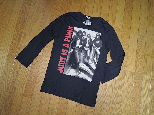 HYSTERIC GLAMOUR qXebNO}[ Jbg\[ S  TVc RAMONES tHg  uh 
