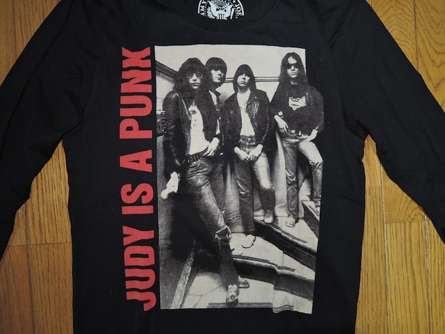 HYSTERIC GLAMOUR qXebNO}[ Jbg\[ S  TVc RAMONES tHg  uh 