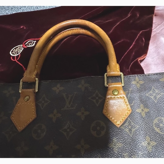LOUIS VUITTON CBgg[g[obOmOTbNv !B  jt@bV 