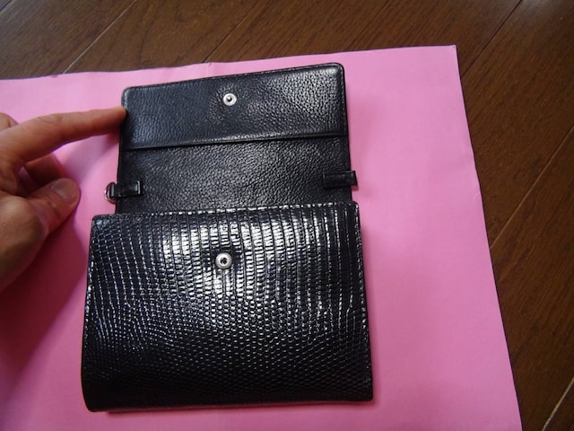 GENUINE LIZARD SKIN̂Rc܍z@!B  t@bV 