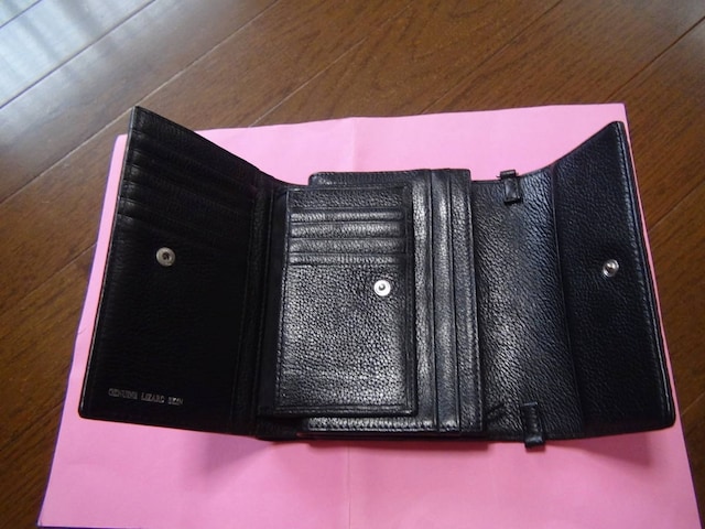 GENUINE LIZARD SKIN̂Rc܍z@!B  t@bV 