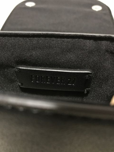 FOREVER 21 obNgpi  uh 