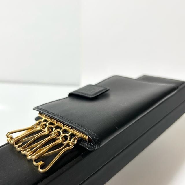 i GIVENCHY WoVB 6A L[P[X  O܂ U[ ubN  uh 