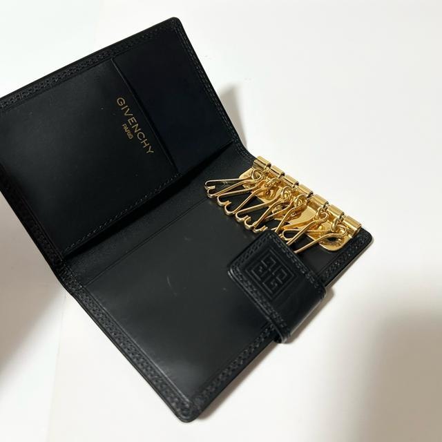 i GIVENCHY WoVB 6A L[P[X  O܂ U[ ubN  uh 