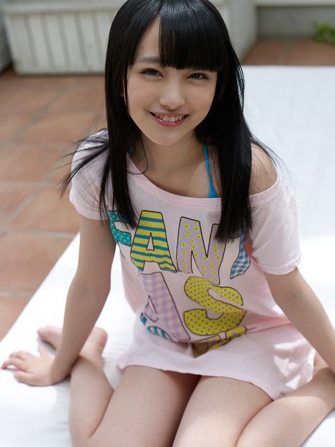 AKB 向井地 美音 サイン　ポスター　チェキ　セット AKB48 向井地美音 まさかのconfession コンプセット - メルカリ