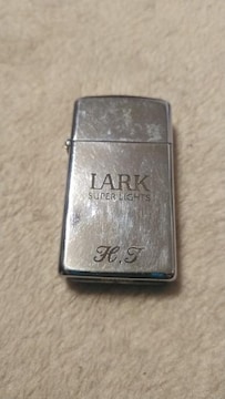 XZIPPO Wb|[ Lark CjVĂ邽ߊiɂ