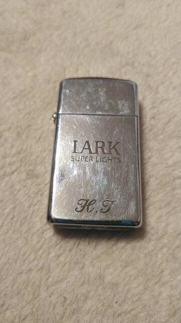 XZIPPO Wb|[ Lark CjVĂ邽ߊiɂ 