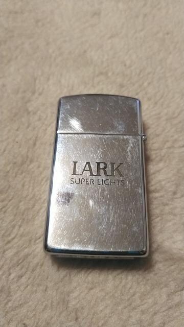 XZIPPO Wb|[ Lark CjVĂ邽ߊiɂ