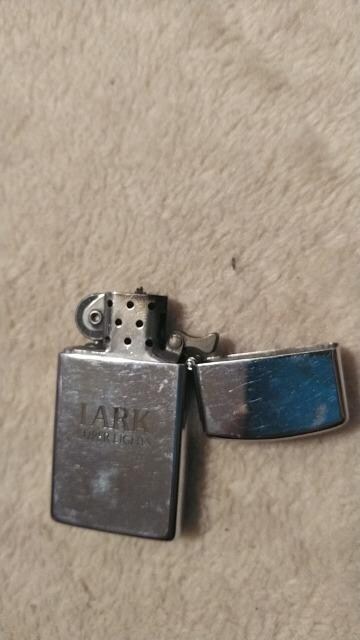 XZIPPO Wb|[ Lark CjVĂ邽ߊiɂ