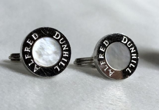 正規良 限定! Dunhillダンヒル ホワイトシェル×SV925 ロゴカフス