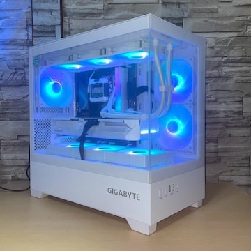 yViQ[~OPCzRyzen7 7800X3D RX9070XT 32GB SSD1TB 850W