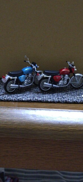 ~j`A@z_CB750 Zbg  zr[ 