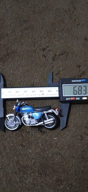 ~j`A@z_CB750 Zbg  zr[ 