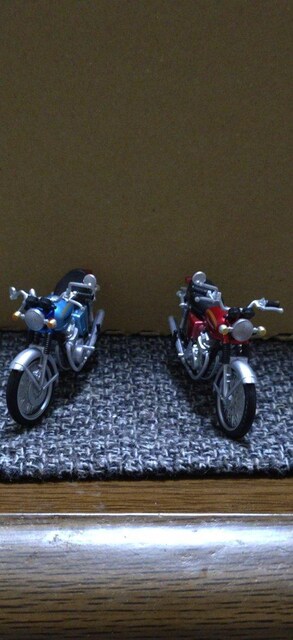 ~j`A@z_CB750 Zbg  zr[ 