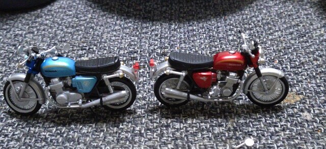 ~j`A@z_CB750 Zbg  zr[ 