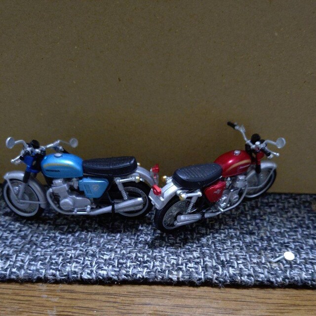 ~j`A@z_CB750 Zbg  zr[ 